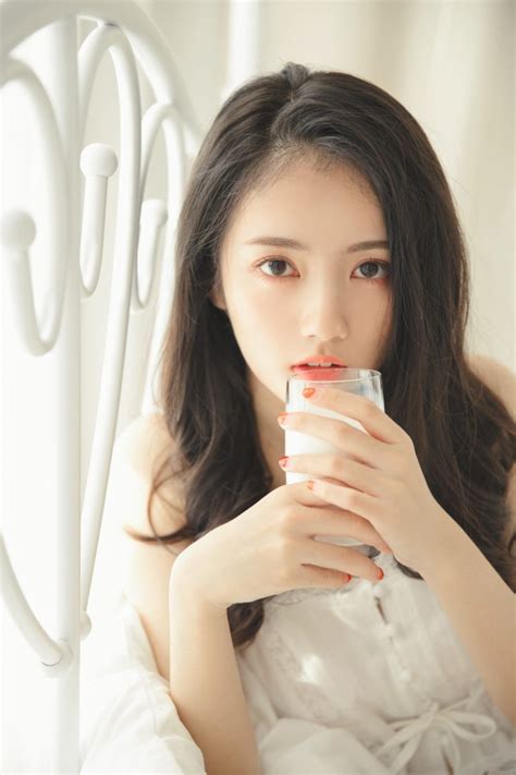 何韵诗贾宝玉